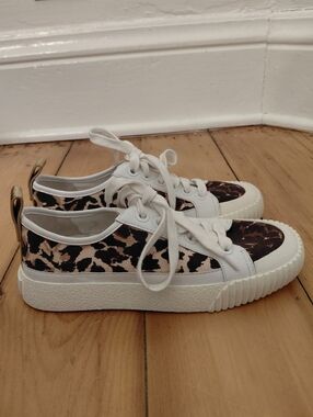 Veronica Beard Parise Leather-Trim Sneaker